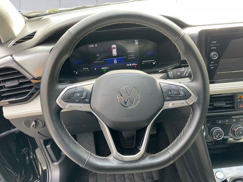 Used 2025 Volkswagen Taos S AWD/4WD image 13