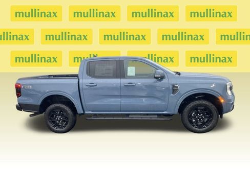 New 2025 Ford Ranger Lariat w/ FX4 Off-Road Package image 2