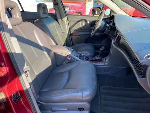 Used 2003 Buick Regal GS FWD image 17