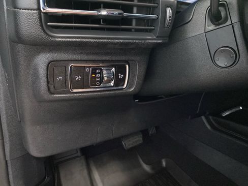 Used 2023 Lincoln Corsair AWD w/ Equipment Group 101A image 16