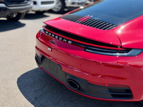 Used 2024 Porsche 911 Carrera RWD image 27