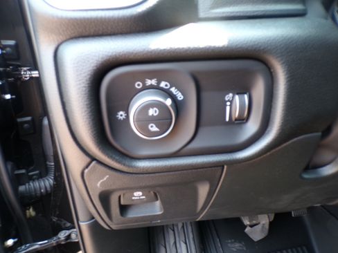 New 2026 RAM 1500 Big Horn AWD/4WD image 15
