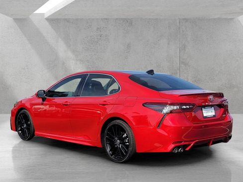 Used 2023 Toyota Camry XSE w/ Navigation Package image 6