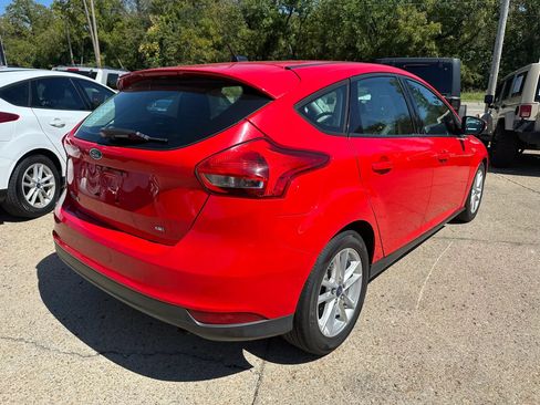 Used 2016 Ford Focus SE FWD image 7