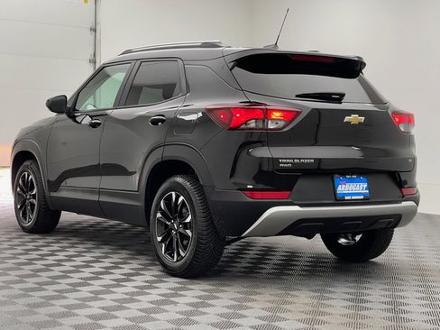 Used 2022 Chevrolet TrailBlazer LT AWD/4WD image 9