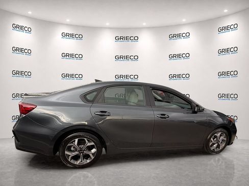 Used 2019 Kia Forte LXS FWD image 7