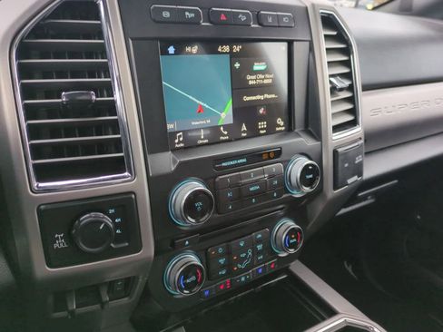 Used 2018 Ford F250 Platinum w/ Platinum Ultimate Package image 28