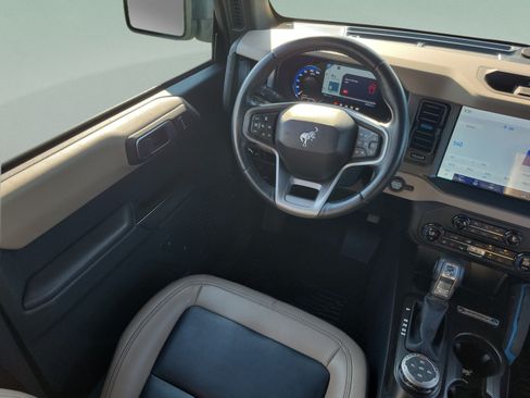 Used 2024 Ford Bronco Wildtrak AWD/4WD image 12