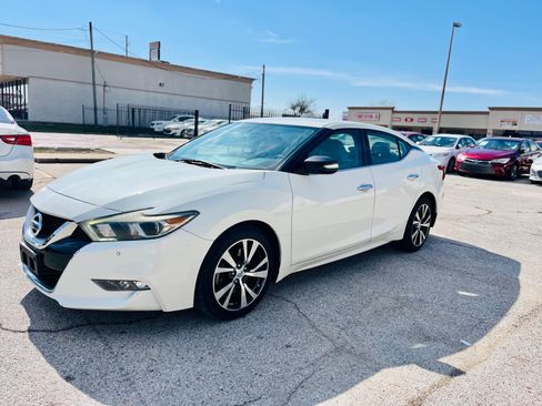 Used 2017 Nissan Maxima 3.5 SV FWD image 3