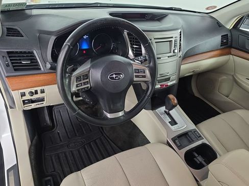 Used 2014 Subaru Outback 2.5i Limited w/ Moonroof Package AWD/4WD image 19