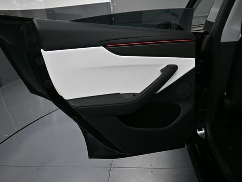Used 2026 Tesla Model Y Performance AWD/4WD image 20