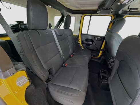 Used 2019 Jeep Wrangler Unlimited Sport S image 27