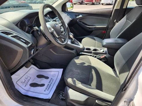 Used 2014 Ford Focus SE FWD image 10