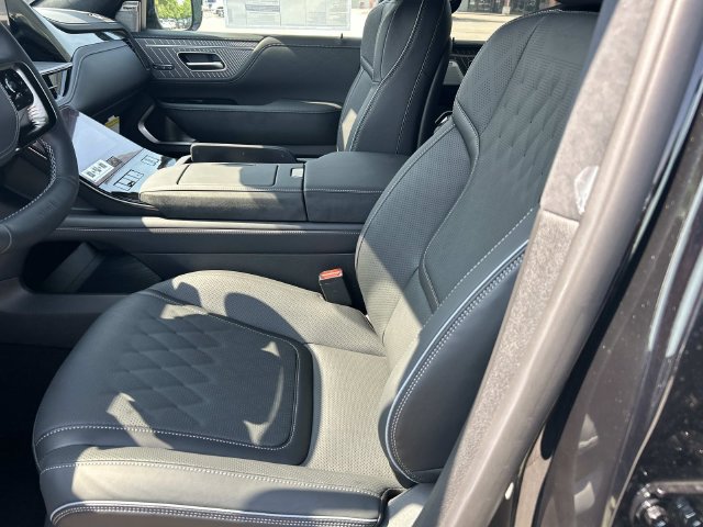 New 2027 INFINITI QX80 Autograph w/ Premium Cargo Package AWD/4WD image 15