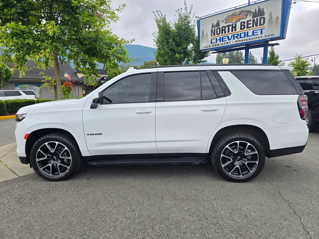 Used 2023 Chevrolet Tahoe RST w/ Luxury Package AWD/4WD image 9