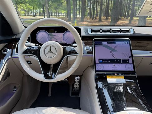 New 2026 Mercedes-Benz S 580 4MATIC Sedan image 3