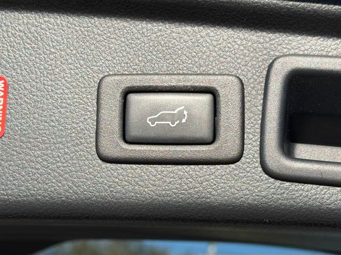 Used 2016 Subaru Forester 2.5i Limited w/ Popular Package #2 image 13