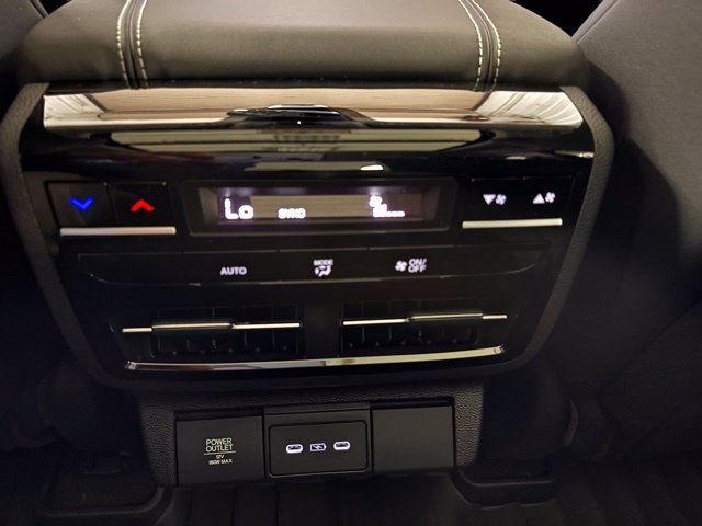 Used 2026 Acura MDX w/ Technology Package FWD image 15