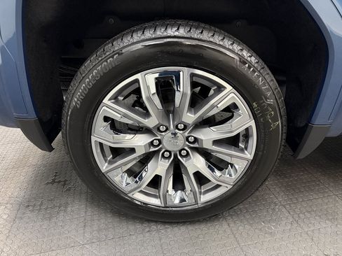 New 2026 GMC Sierra 1500 Denali w/ Denali Reserve Package image 12