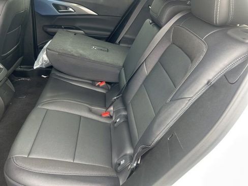 New 2026 Chevrolet Equinox EV LT AWD/4WD image 13