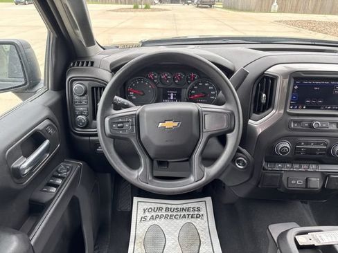 Used 2025 Chevrolet Silverado 1500 Custom w/ Turbomax Blackout Package AWD/4WD image 5
