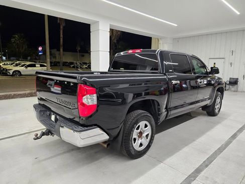 Used 2018 Toyota Tundra SR5 w/ SR5 Upgrade Package image 7