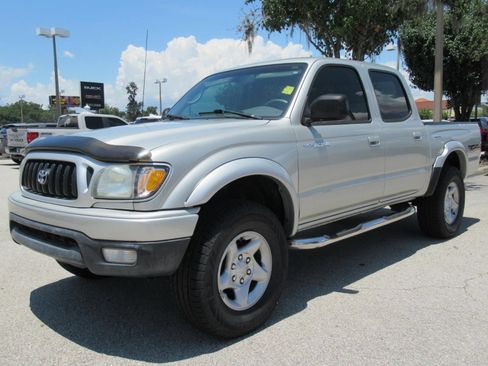 Used 2004 Toyota Tacoma PreRunner RWD image 3