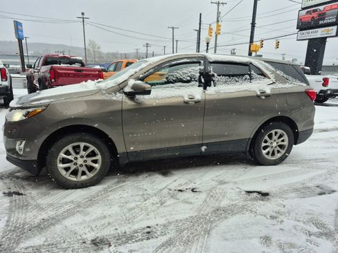 Used 2019 Chevrolet Equinox LT image 4