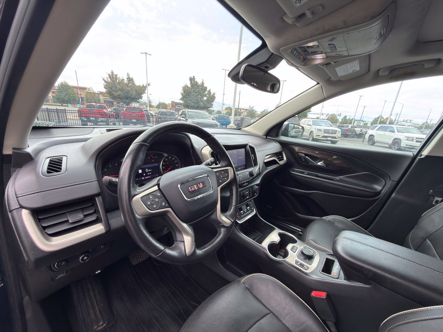 Used 2019 GMC Terrain Denali w/ LPO, 'HIT The Road' Package AWD/4WD image 7