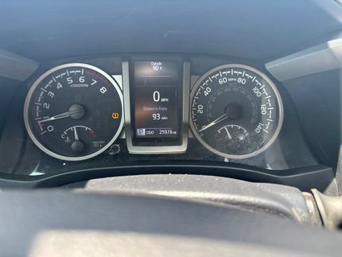 Used 2023 Toyota Tacoma SR5 RWD image 9