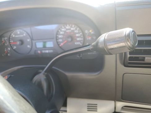 Used 2006 Ford F250 XL image 17