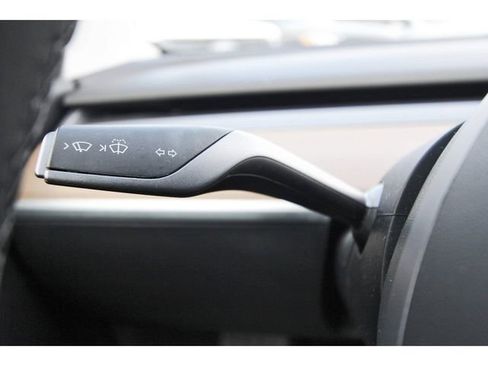 Used 2019 Tesla Model 3 Long Range RWD image 15
