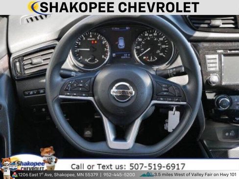 Used 2021 Nissan Rogue Sport S image 13
