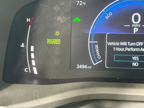 Used 2025 Toyota Camry LE image 12