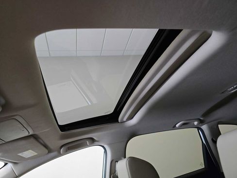 Used 2017 Honda CR-V EX-L image 19