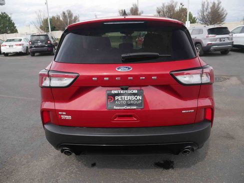 Used 2022 Ford Escape SE w/ SE Sport Appearance Package AWD/4WD image 16