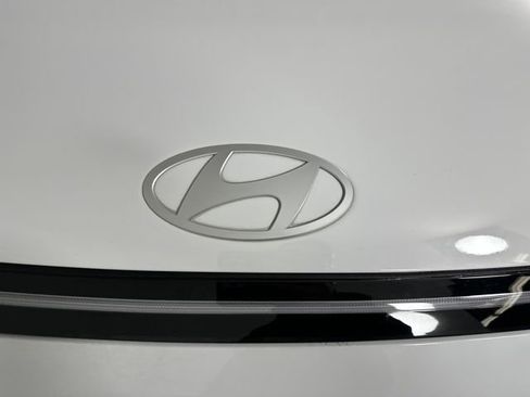 Used 2024 Hyundai Kona N Line image 9