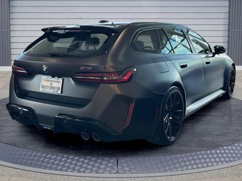 New 2026 BMW M5 Touring image 4