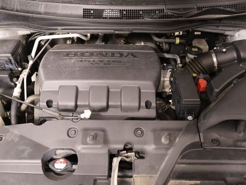 Used 2016 Honda Odyssey EX-L image 21