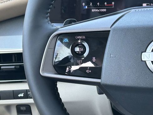 New 2026 Nissan Murano Platinum image 25