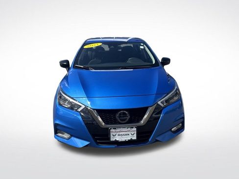Used 2021 Nissan Versa SR w/ Convenience Package FWD image 2