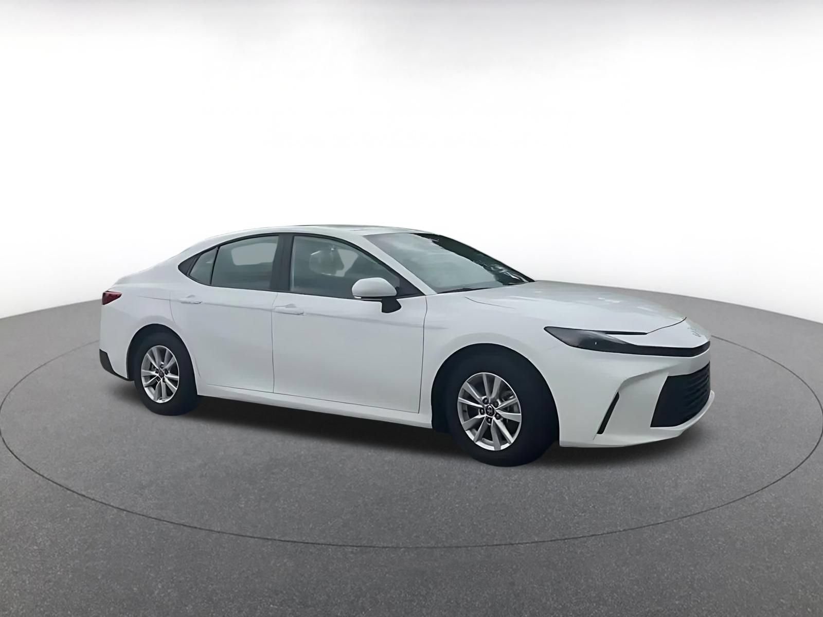 Used 2025 Toyota Camry LE FWD image 2
