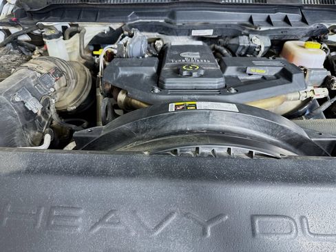 Used 2018 RAM 3500 Laramie Longhorn AWD/4WD image 36