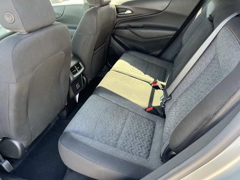Used 2023 Chevrolet Equinox LT FWD image 11