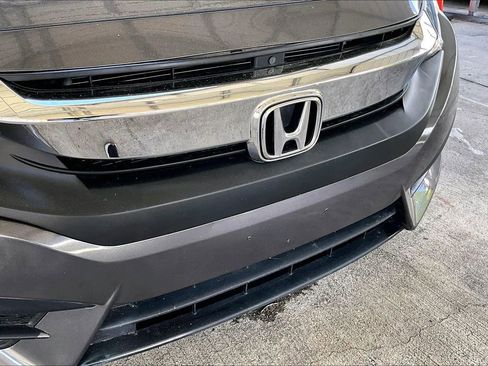 Used 2018 Honda Civic EX image 29