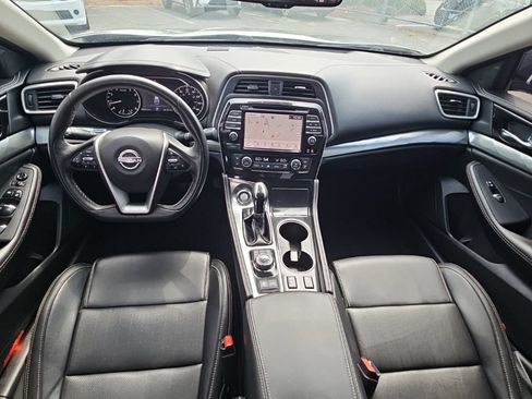 Used 2023 Nissan Maxima SV w/ Floor Mat Group FWD image 8