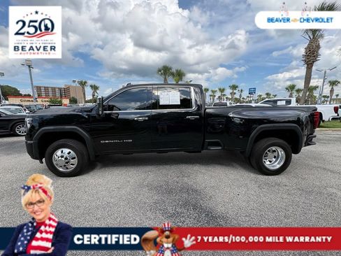 Used 2024 GMC Sierra 3500 Denali Ultimate AWD/4WD image 4