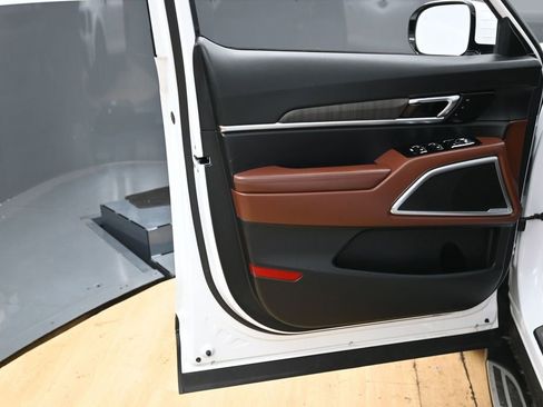 Used 2023 Kia Telluride SX image 45