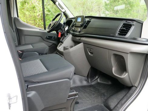 Used 2024 Ford Transit 350 148 Medium Roof AWD image 32