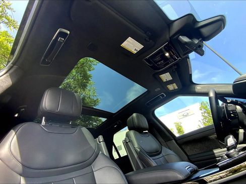 Used 2023 Land Rover Range Rover Sport First Edition image 14